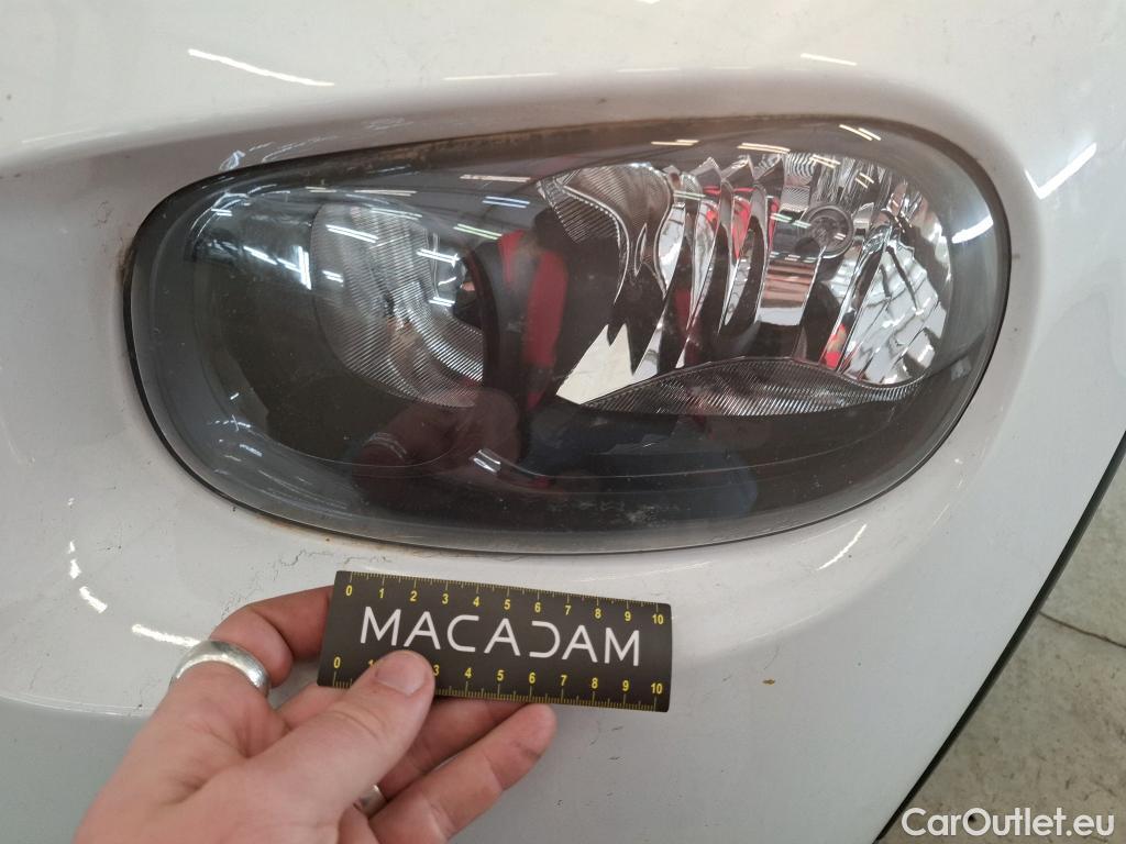  Citroen  C3  Société Feel 1.2 PureTech 80CV BVM5 E6dT #1