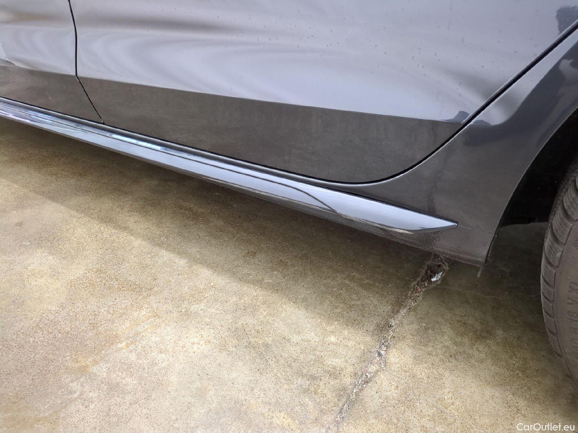  Audi  A4 AUDI  / 2019 / 4P / Berline 35 TFSI 150 S Tronic Avus #44