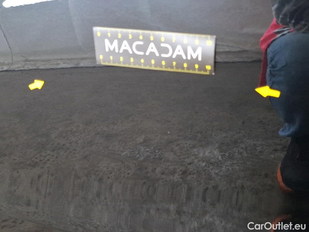  Bmw  Serie 1 BMW Série 1 / 2019 / 5P / Berline 1.5 116I DKG7 Business Design #41