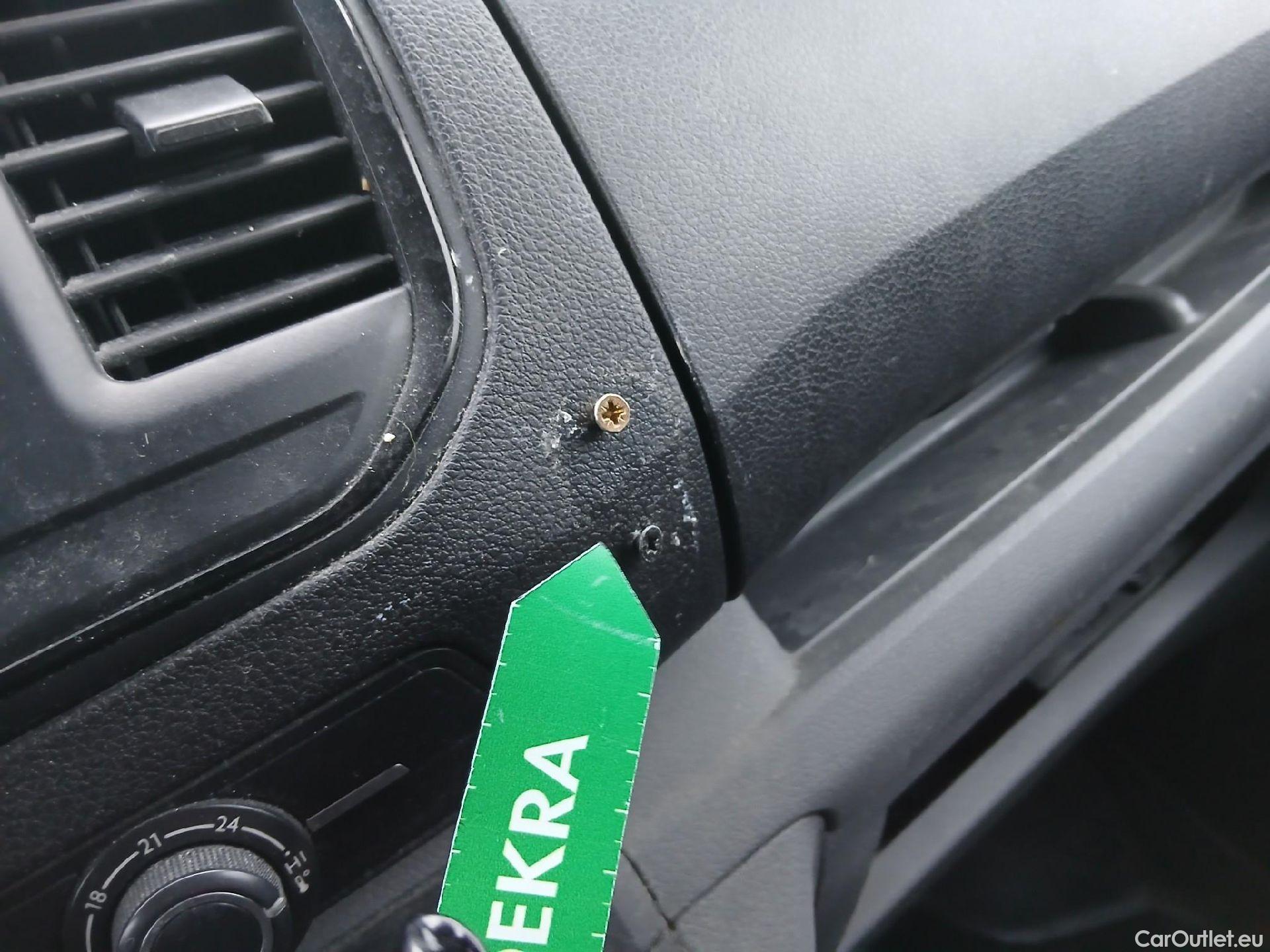  Opel  Vivaro OPEL  / 2019 / 4P / furgón Campaña F2ML 1.5 Diésel 74kW(100CV)M Std Exp #69