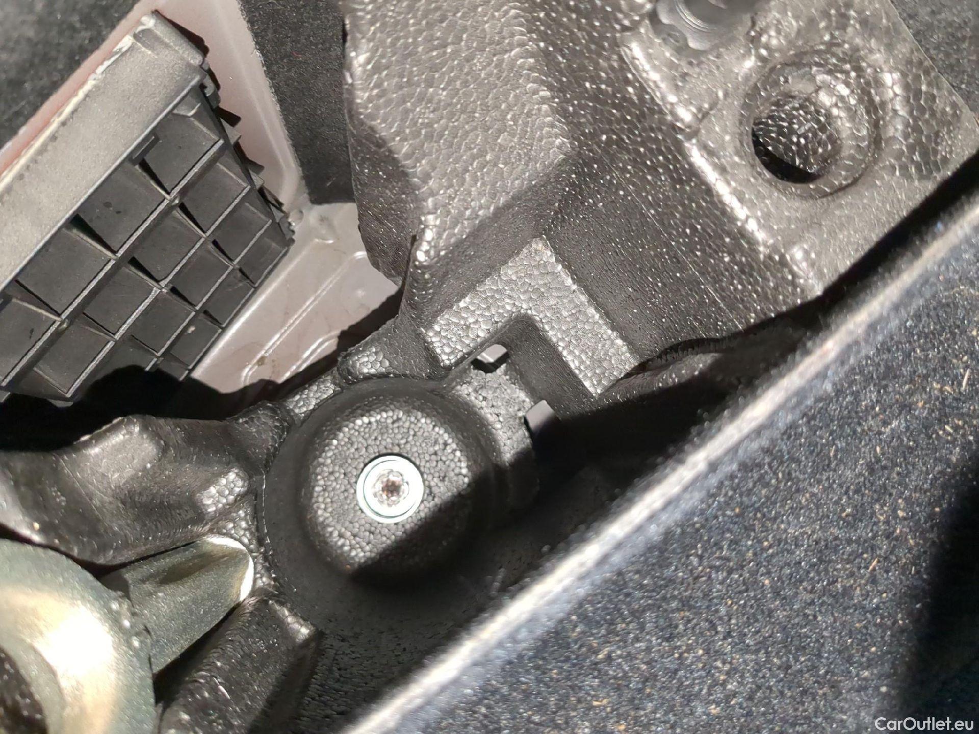  Bmw  X2 Série  sDrive 16d M Sport X 1.5 115CV BVA7 E6d #4