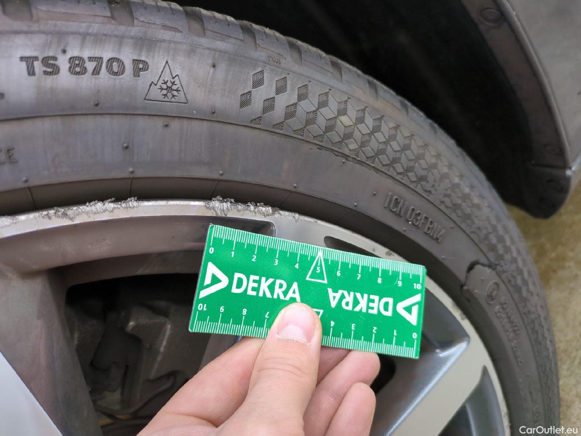  Audi  A4 AUDI  / 2019 / 4P / Berline 35 TFSI 150 S Tronic Avus #15