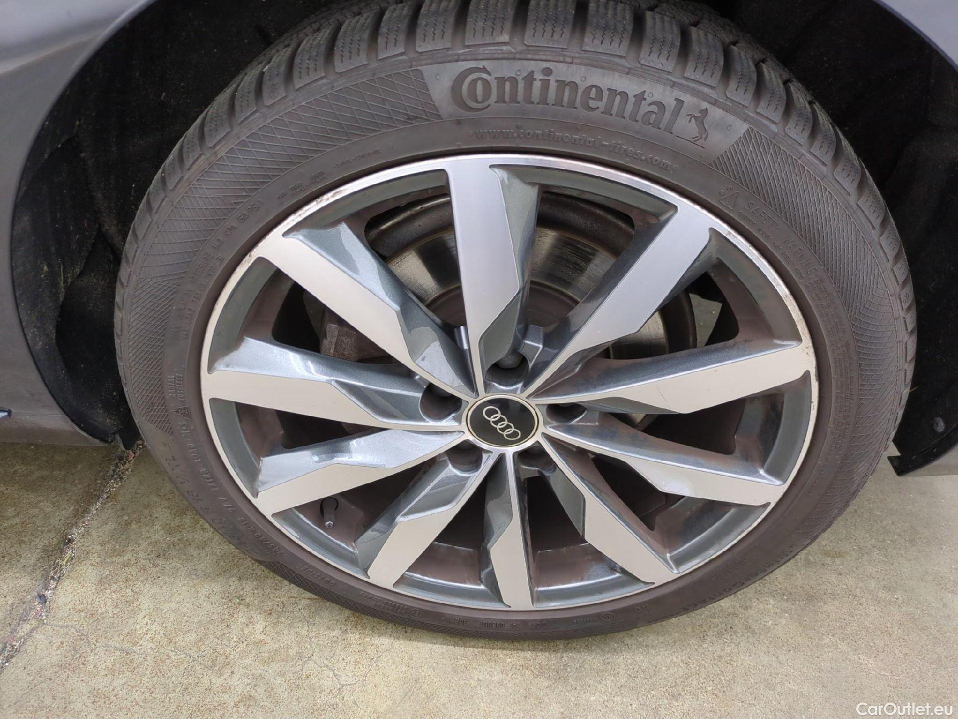  Audi  A4 AUDI  / 2019 / 4P / Berline 35 TFSI 150 S Tronic Avus #17