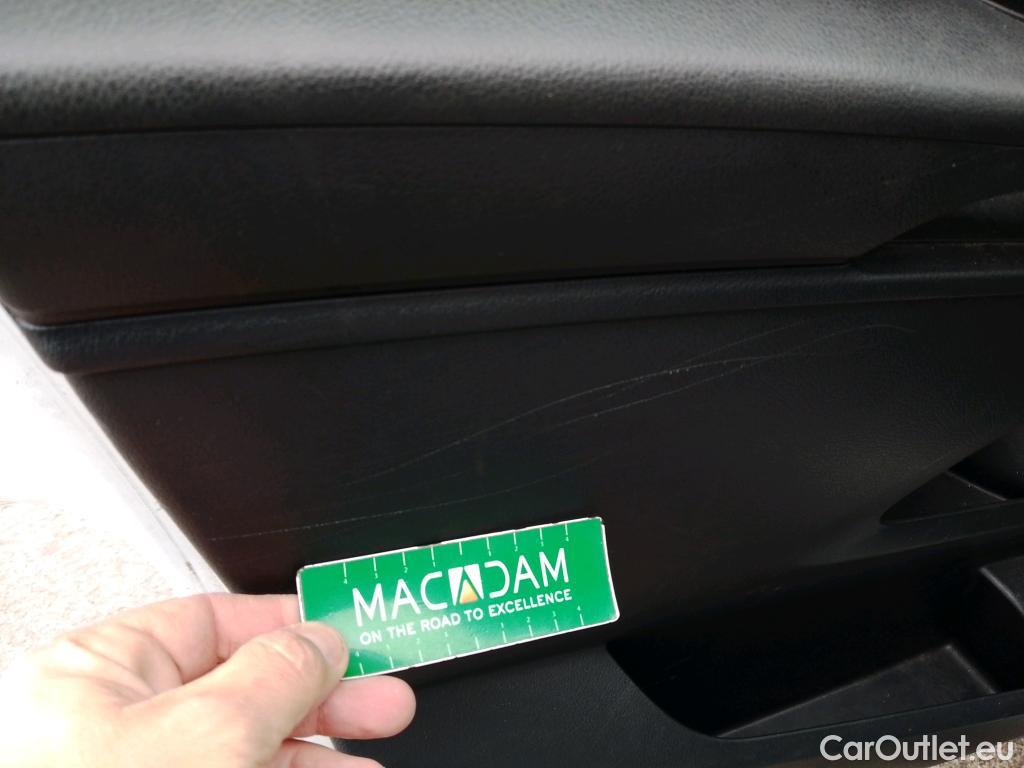  Mercedes  Vito MERCEDES-BENZ  / 2014 / 4P / furgón 116 CDI Larga #31