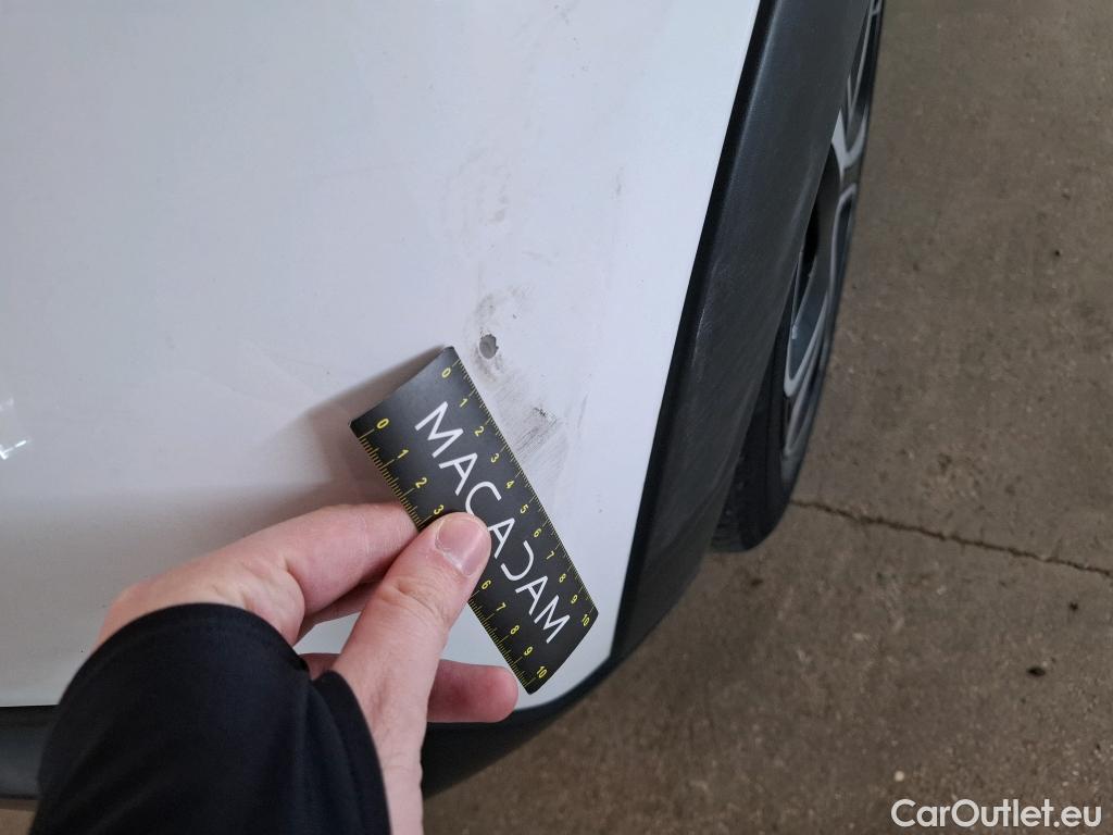  Citroen  C3  Shine 1.2 PureTech 80CV BVM5 E6 #3