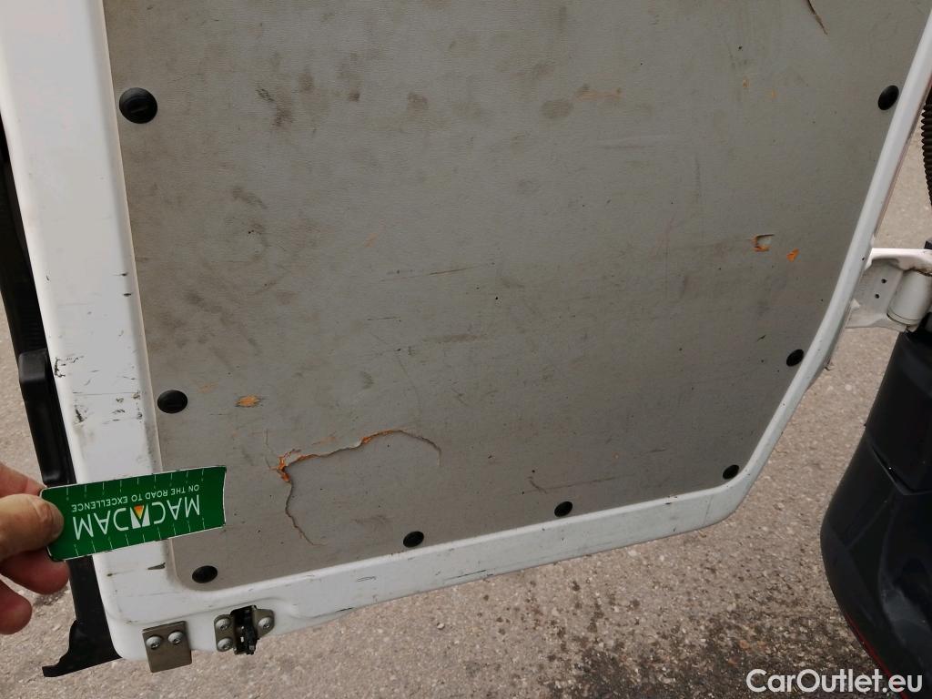  Mercedes  Vito MERCEDES-BENZ  / 2014 / 4P / furgón 116 CDI Larga #41