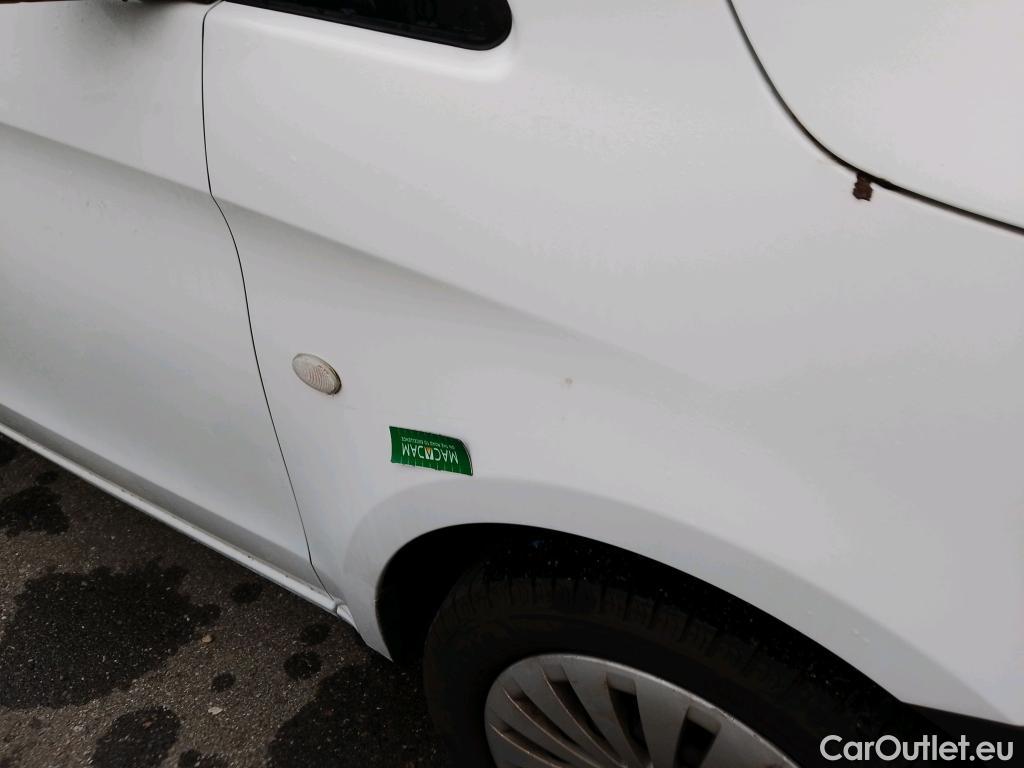  Mercedes  Vito MERCEDES-BENZ  / 2014 / 4P / furgón 116 CDI Larga #32