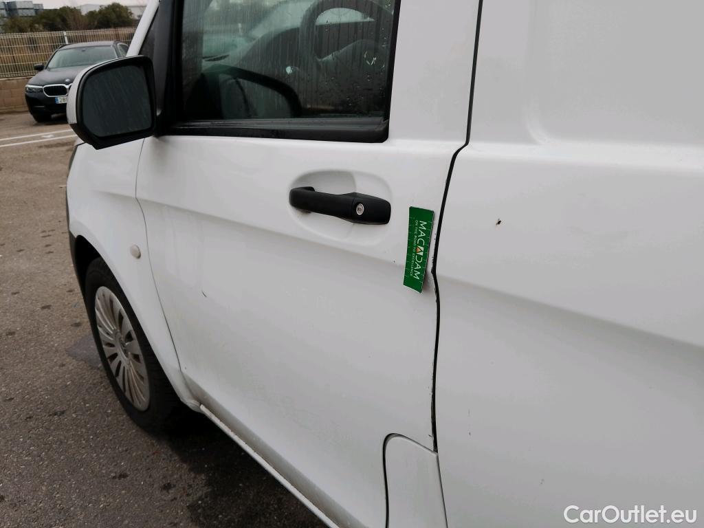  Mercedes  Vito MERCEDES-BENZ  / 2014 / 4P / furgón 116 CDI Larga #20