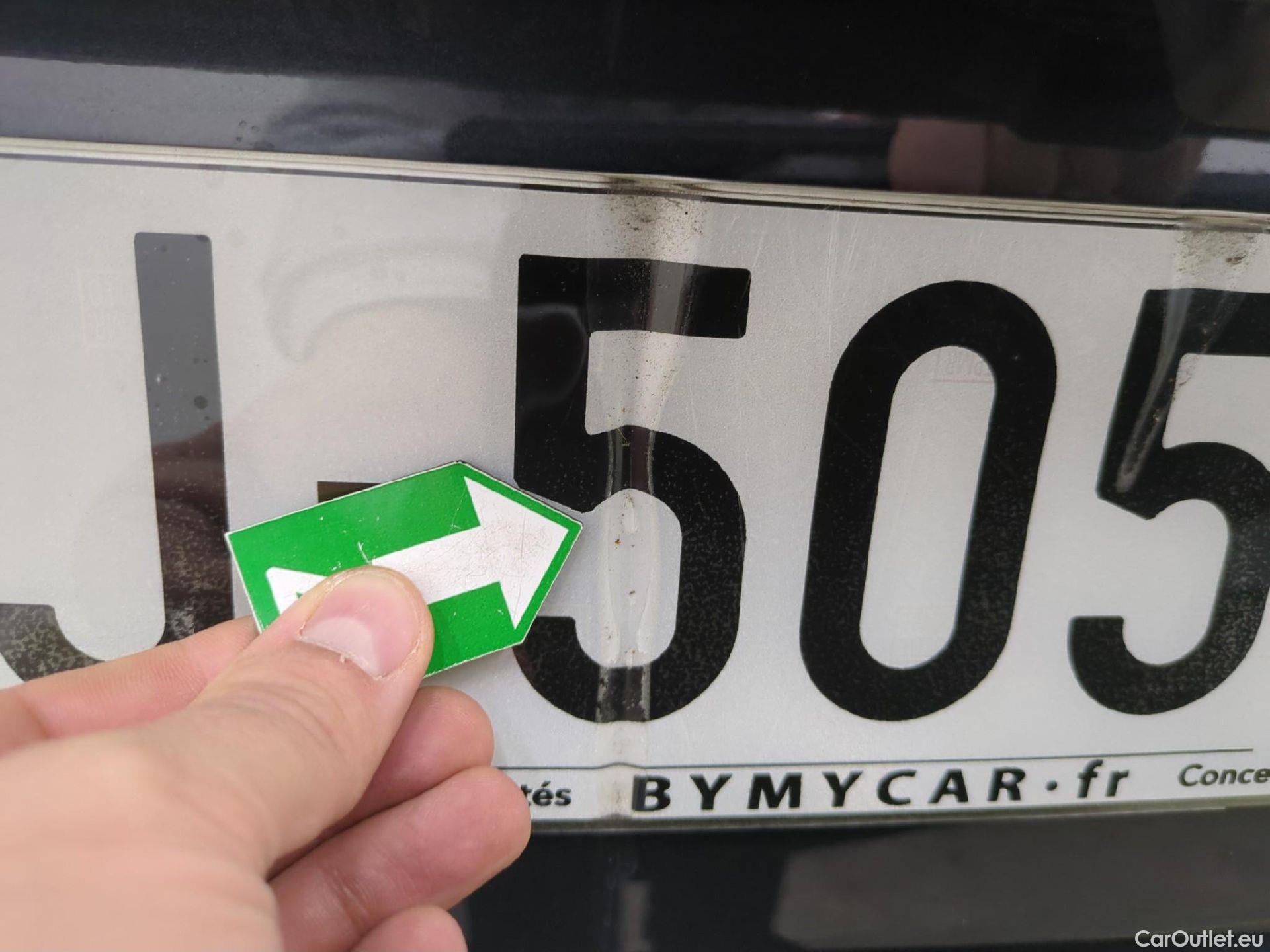  Audi  A4 AUDI  / 2019 / 4P / Berline 35 TFSI 150 S Tronic Avus #2