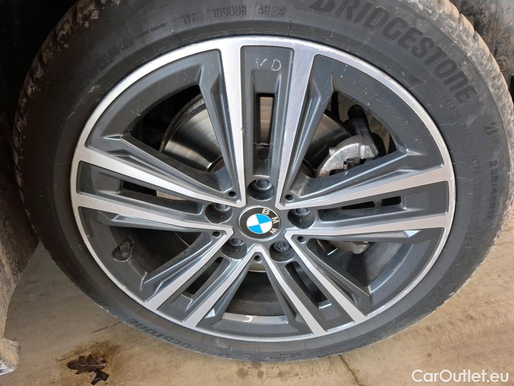  Bmw  Serie 1 BMW Série 1 / 2019 / 5P / Berline 1.5 116I DKG7 Business Design #8