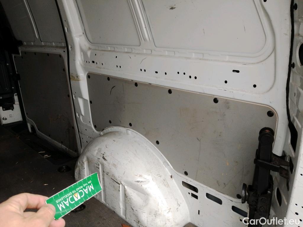  Mercedes  Vito MERCEDES-BENZ  / 2014 / 4P / furgón 116 CDI Larga #12