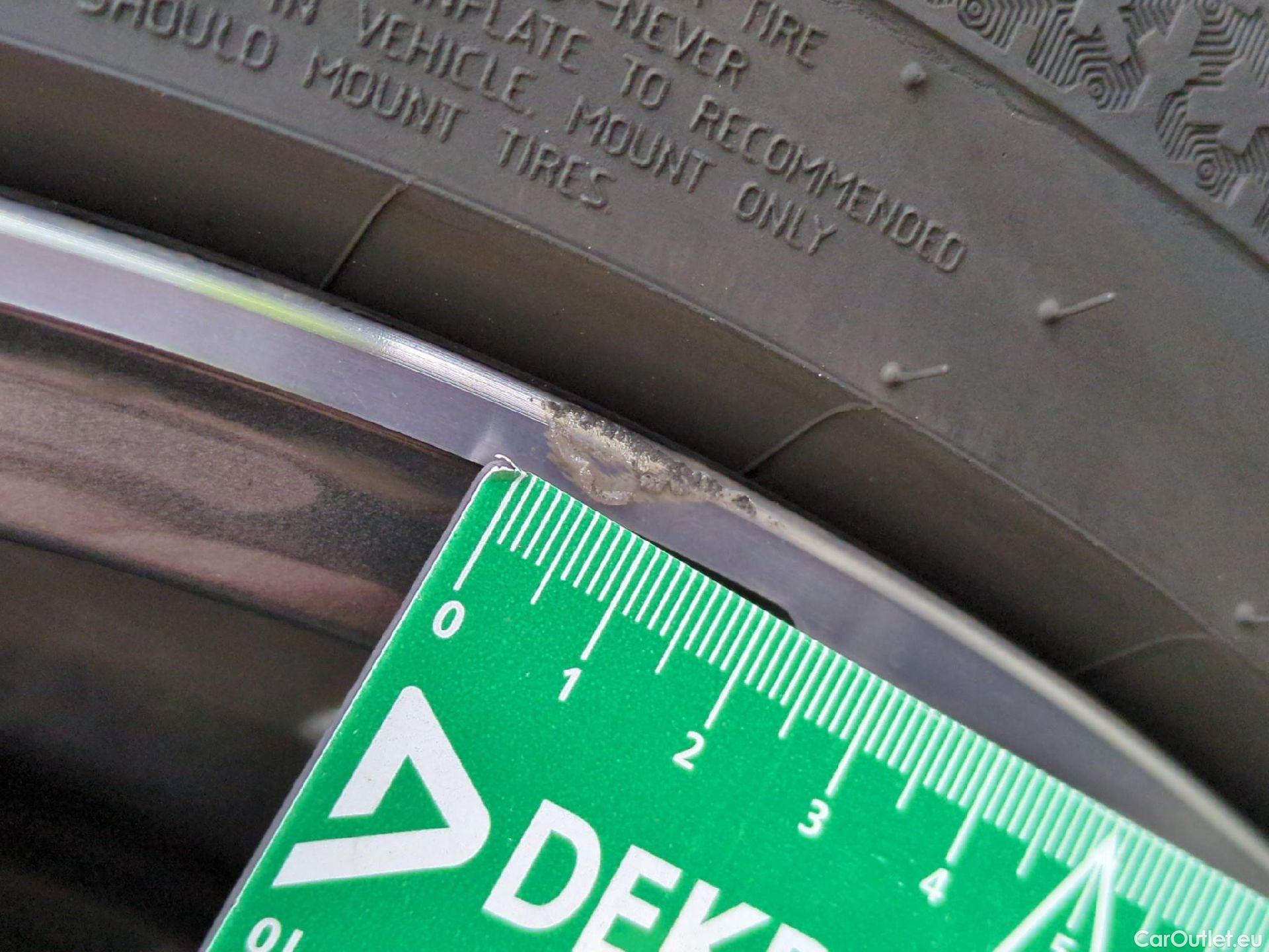  Audi  A4 AUDI  / 2019 / 4P / Berline 35 TFSI 150 S Tronic Avus #5