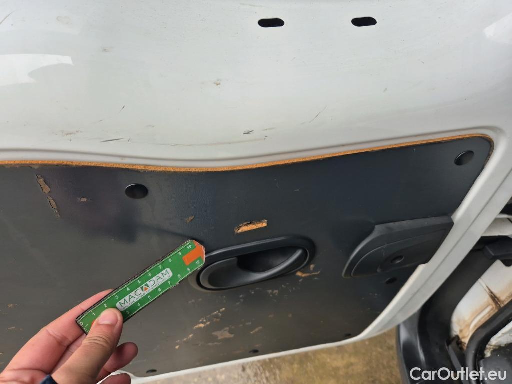  Renault  Kangoo RENAULT  Furgón/2013/3P/furgón derivado de turismo Profesional dCi 55 kW (75 CV) #37