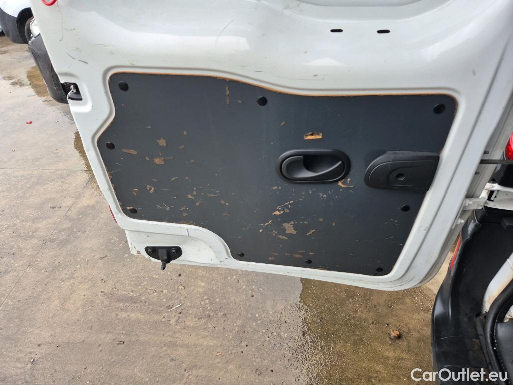  Renault  Kangoo RENAULT  Furgón/2013/3P/furgón derivado de turismo Profesional dCi 55 kW (75 CV) #36