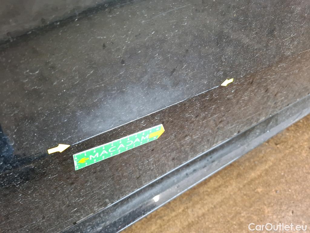  Mercedes  A-Klasse MERCEDES-BENZ Classe A 5p Berline A 200 AMG Line 7G-DCT #12