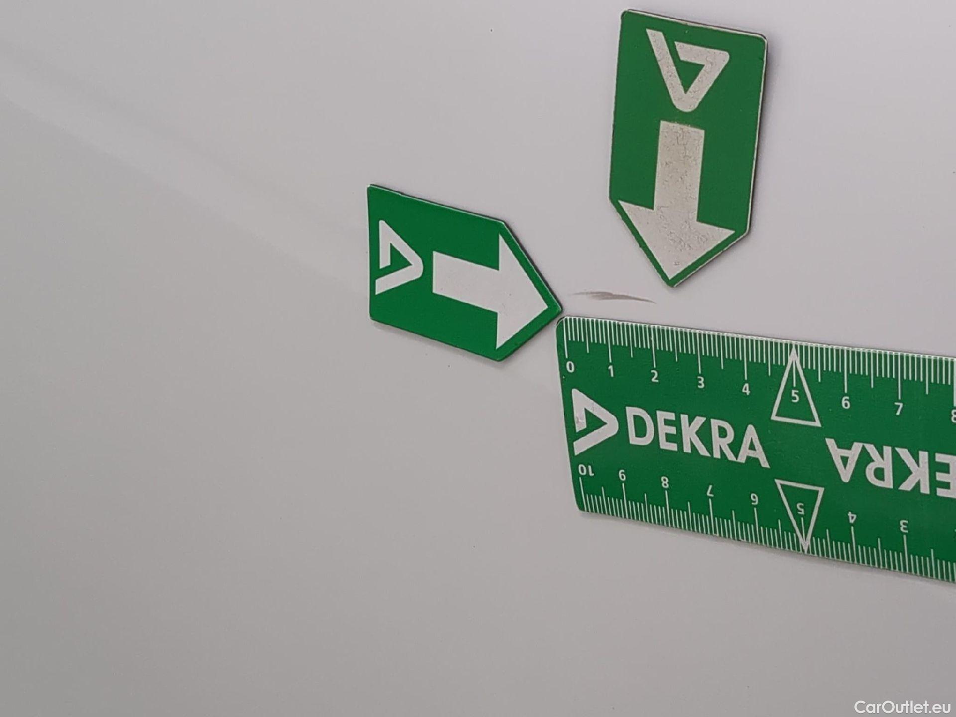  Citroen  C4  Berline e- Feel 50kWh BVA #8