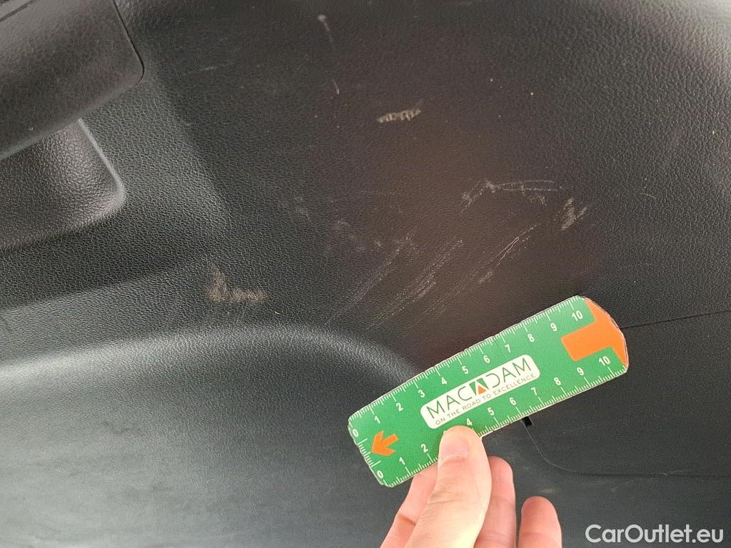  Hyundai  Tucson  Business Mild-Hybrid 2WD 1.6 CRDI 135CV BVA7 E6d #6