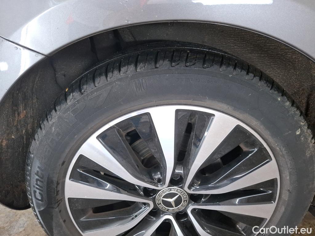  Mercedes  A-Klasse MERCEDES-BENZ Classe A Compact / 2018 / 5P / Berline A 180 d Business Line 8G-DCT #16