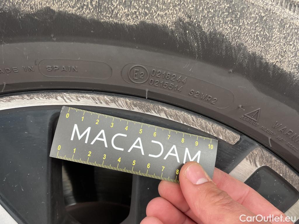  Mercedes  GLA MERCEDES-BENZ  / 2020 / 5P / SUV 2.0  200 D BUSINESS LINE DCT #6