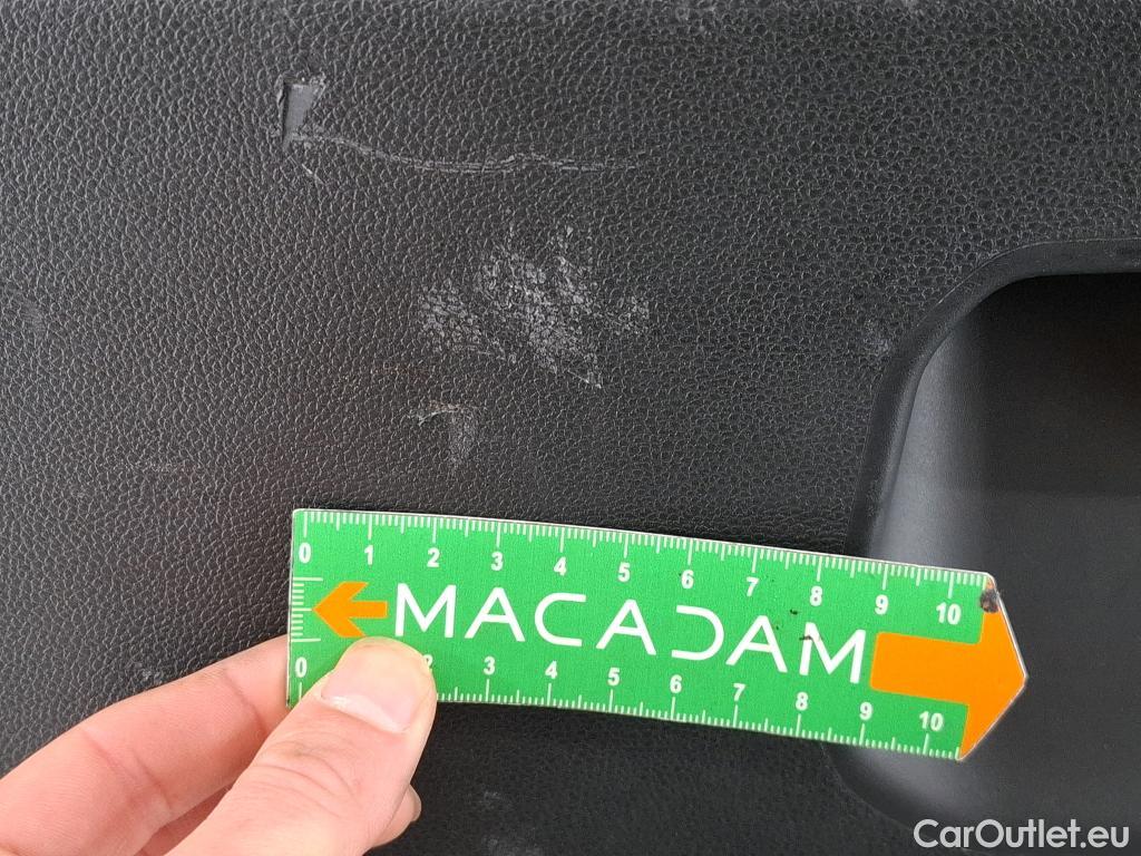  Dacia  Duster  II Essential 1.6 SCe 115CV BVM5 E6dT #17