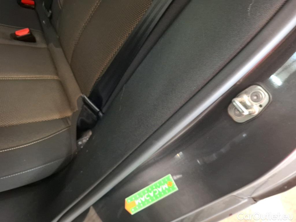  DS  DS7 7 Crossback Business 1.6 PureTech 180CV BVA8 E6d #6