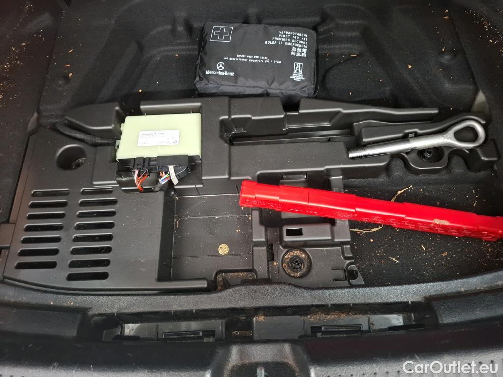  Mercedes  A-Klasse MERCEDES-BENZ Classe A Compact / 2018 / 5P / Berline A 180 d Business Line 8G-DCT #18