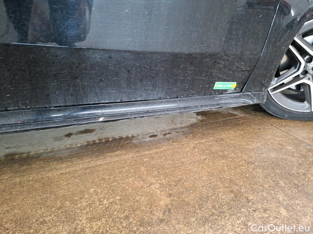  Mercedes  A-Klasse MERCEDES-BENZ Classe A 5p Berline A 200 AMG Line 7G-DCT #22