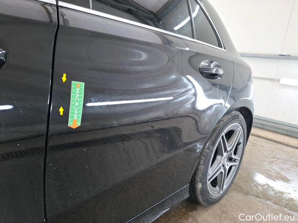  Mercedes  A-Klasse MERCEDES-BENZ Classe A 5p Berline A 200 AMG Line 7G-DCT #13