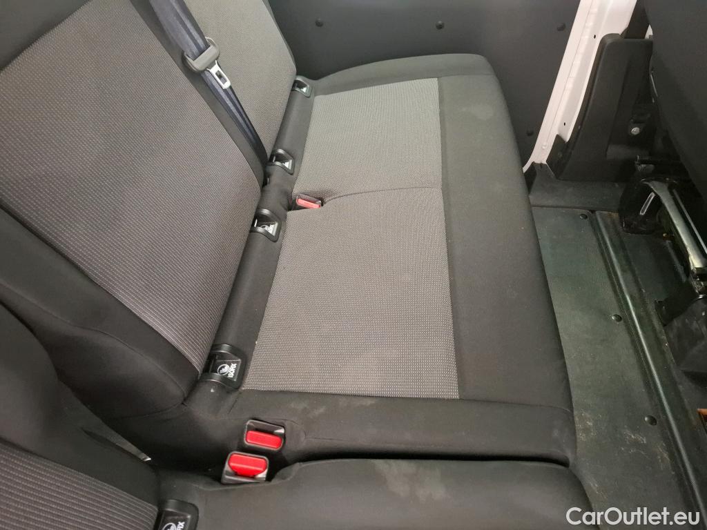  Citroen  Jumpy CITROEN  / 2016 / 4P / Combi Taille XL BlueHDi 120 S&S BVM6 Confort #44