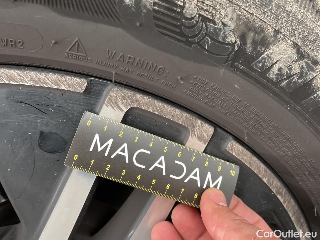  Mercedes  GLA MERCEDES-BENZ  / 2020 / 5P / SUV 2.0  200 D BUSINESS LINE DCT #7