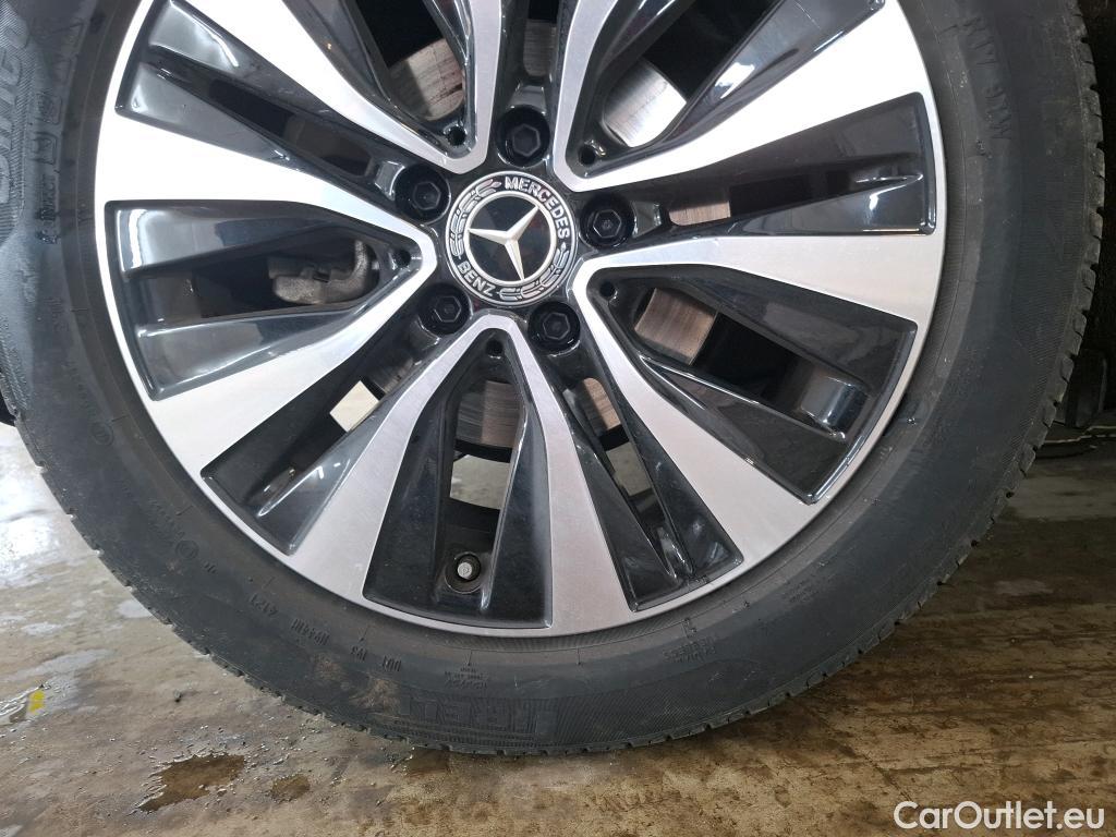  Mercedes  A-Klasse MERCEDES-BENZ Classe A Compact / 2018 / 5P / Berline A 180 d Business Line 8G-DCT #17