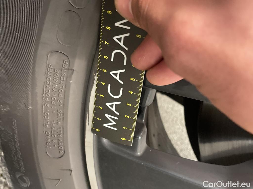  Mercedes  GLA MERCEDES-BENZ  / 2020 / 5P / SUV 2.0  200 D BUSINESS LINE DCT #11