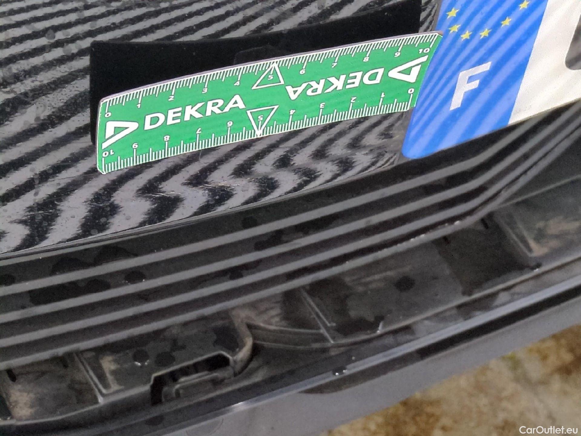  Peugeot  3008  II Active Pack 1.5 HDi 130CV BVA8 E6d #20