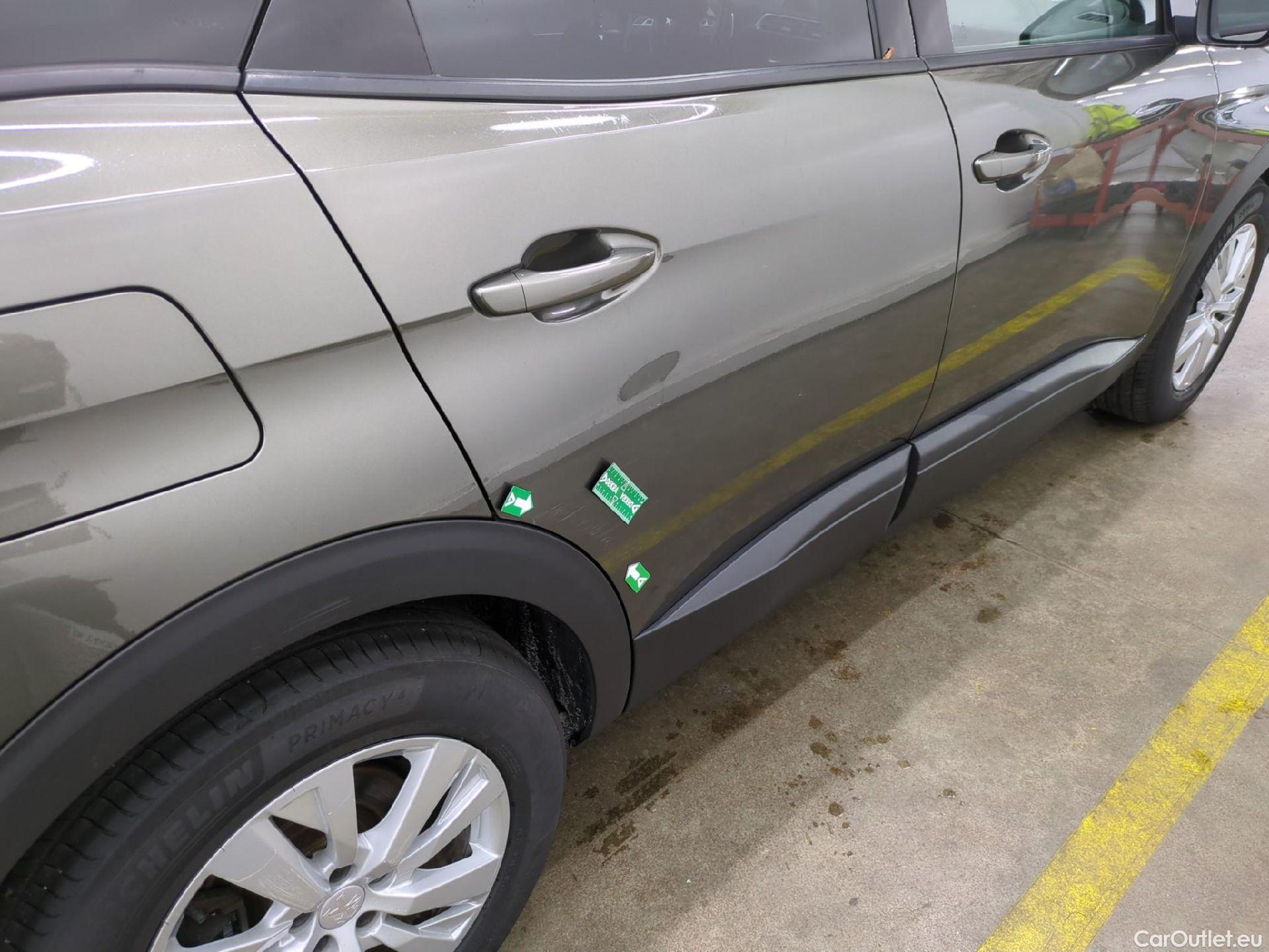  Peugeot  3008  Active Business 1.5 HDi 130CV BVA8 E6d #24