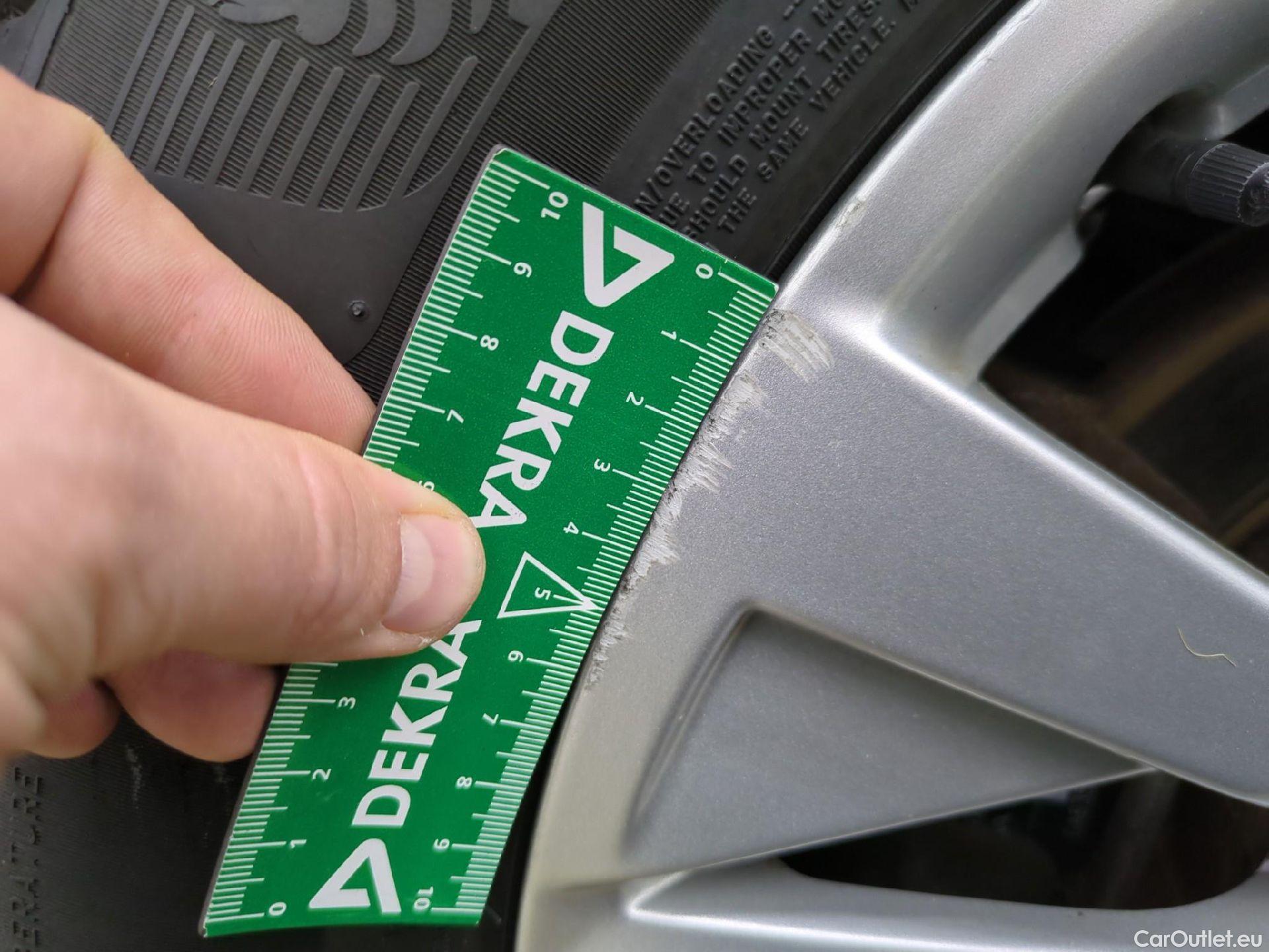  Peugeot  3008  Active Business 1.5 HDi 130CV BVA8 E6d #17