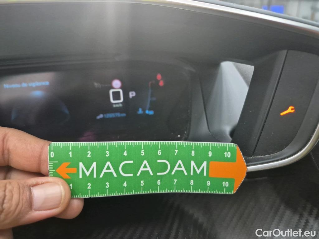  Peugeot  208  Allure Pack 1.2 PureTech 100CV BVA8 E6d #23