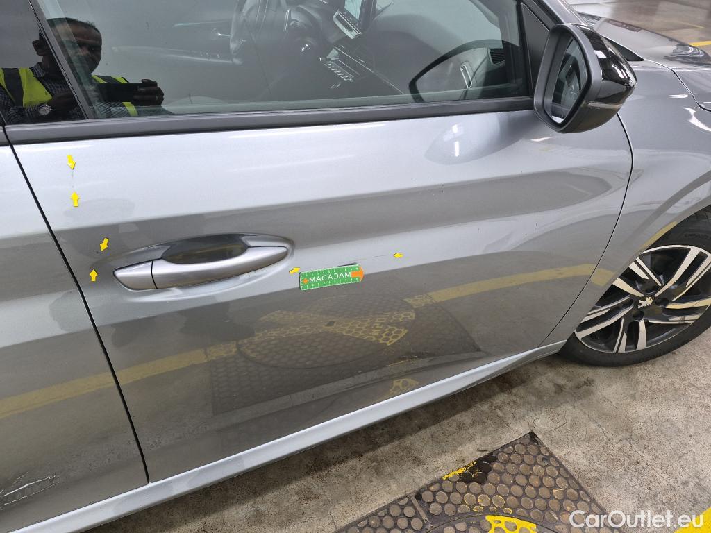  Peugeot  208  Allure Pack 1.2 PureTech 100CV BVA8 E6d #34