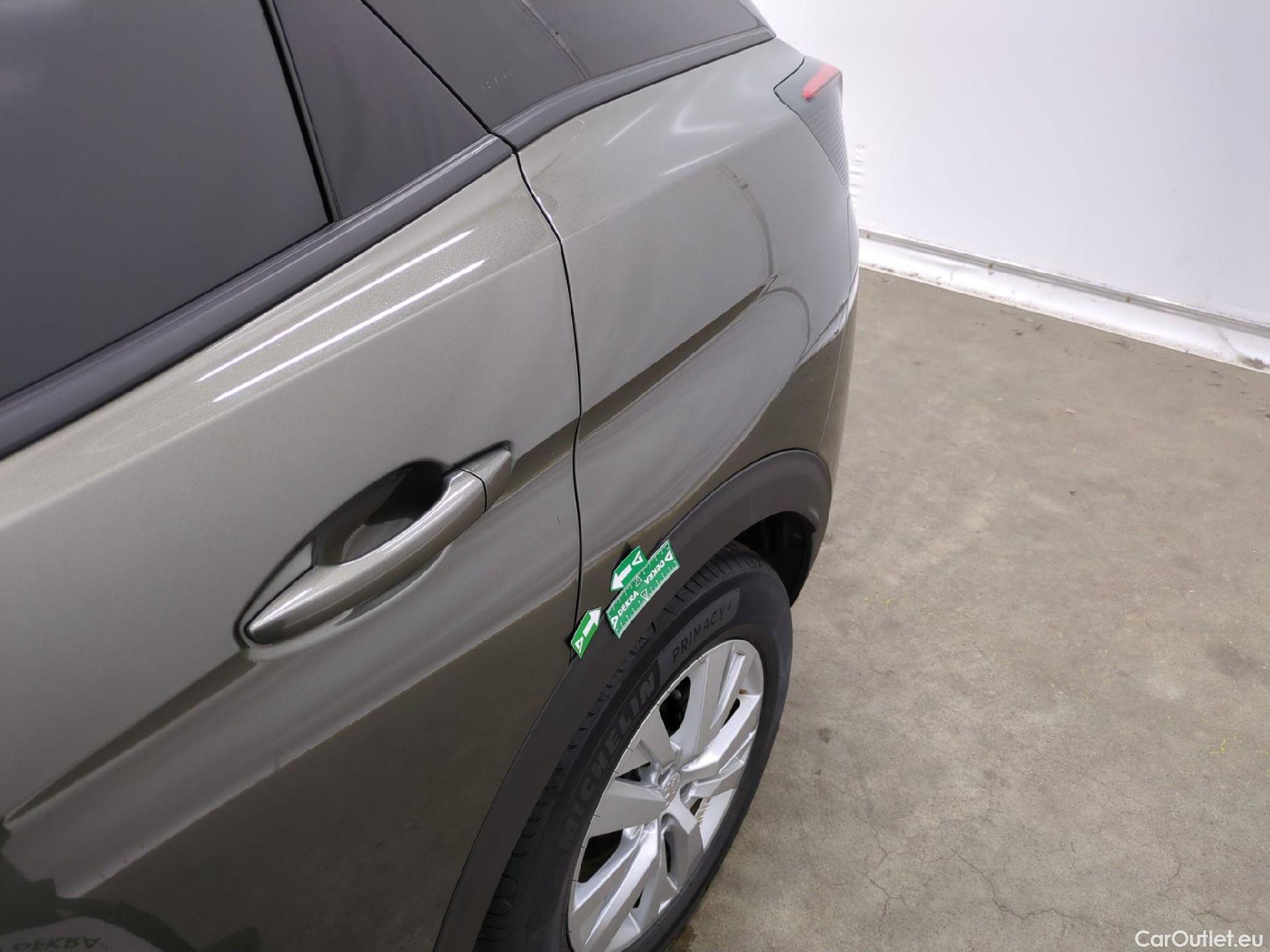  Peugeot  3008  Active Business 1.5 HDi 130CV BVA8 E6d #38