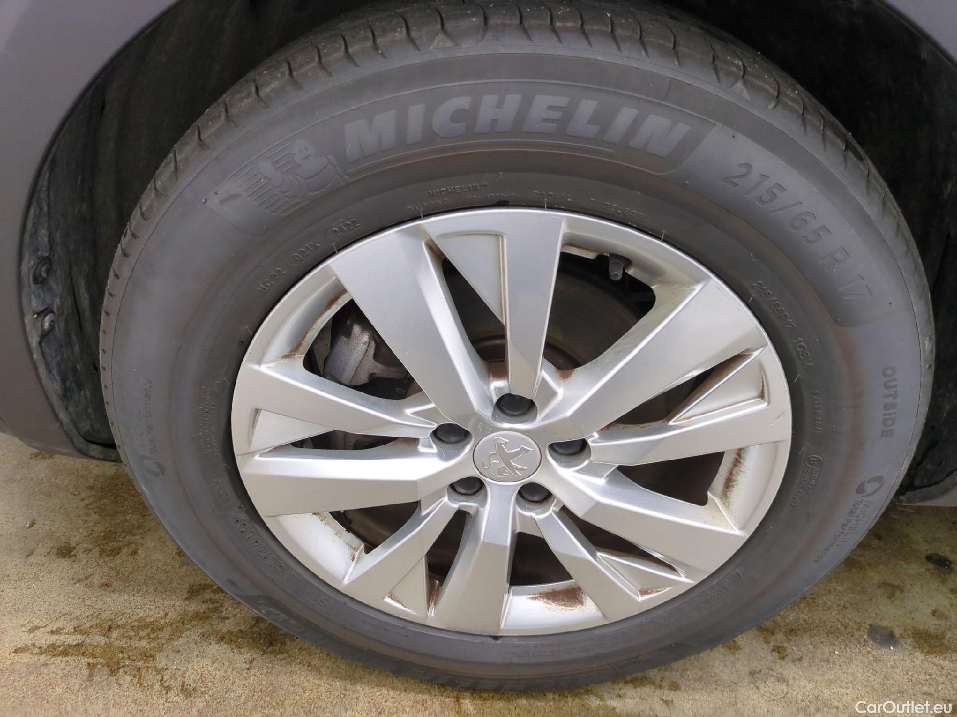  Peugeot  3008  II Active Pack 1.5 HDi 130CV BVA8 E6d #16