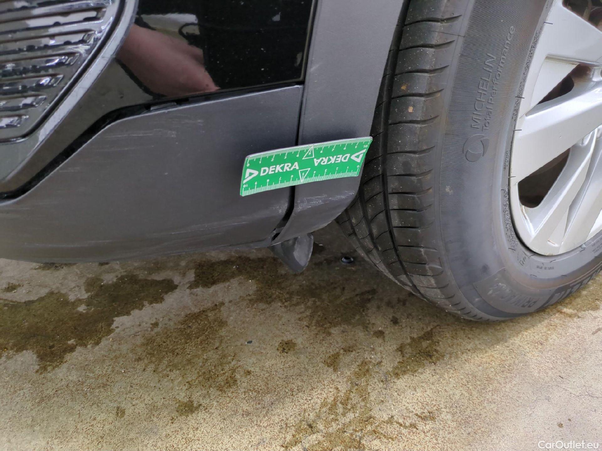  Peugeot  3008  II Active Pack 1.5 HDi 130CV BVA8 E6d #31