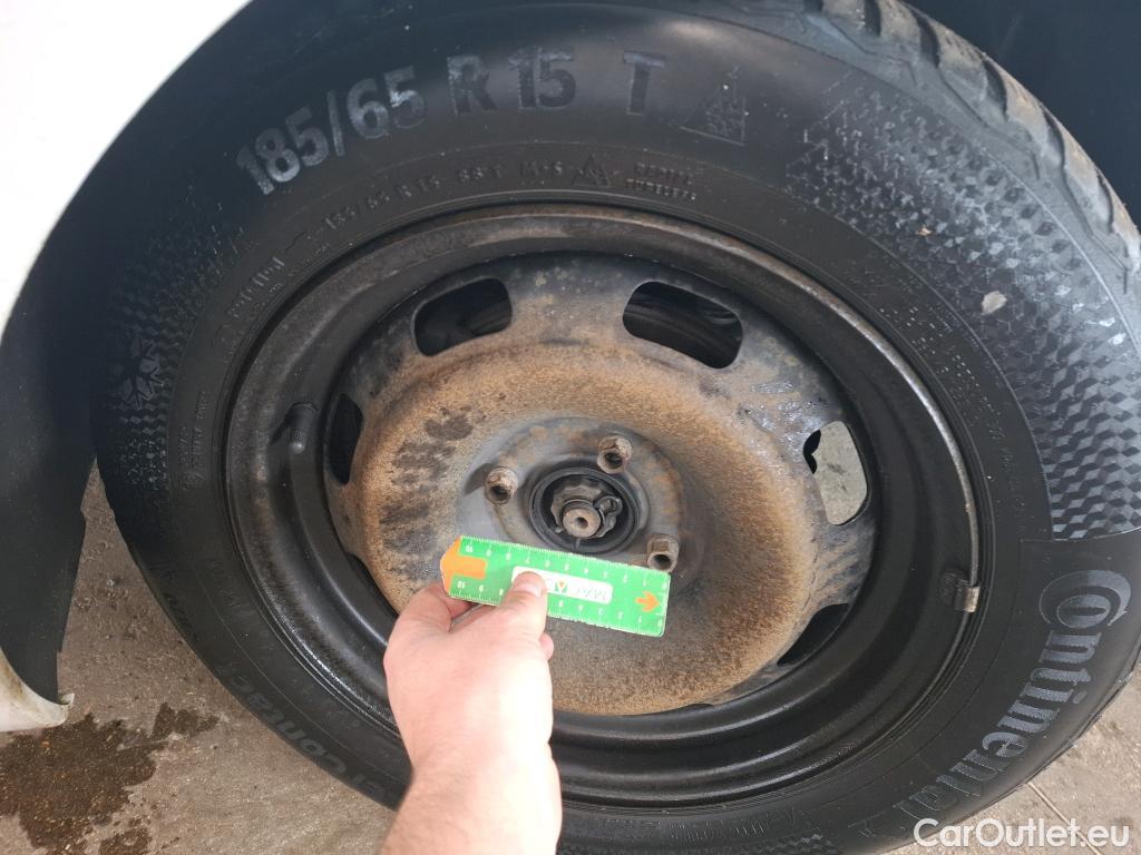  Peugeot  208 PEUGEOT  Affaire VU 5p Berline 1.6 BlueHDi 75 PACK CLIM #42