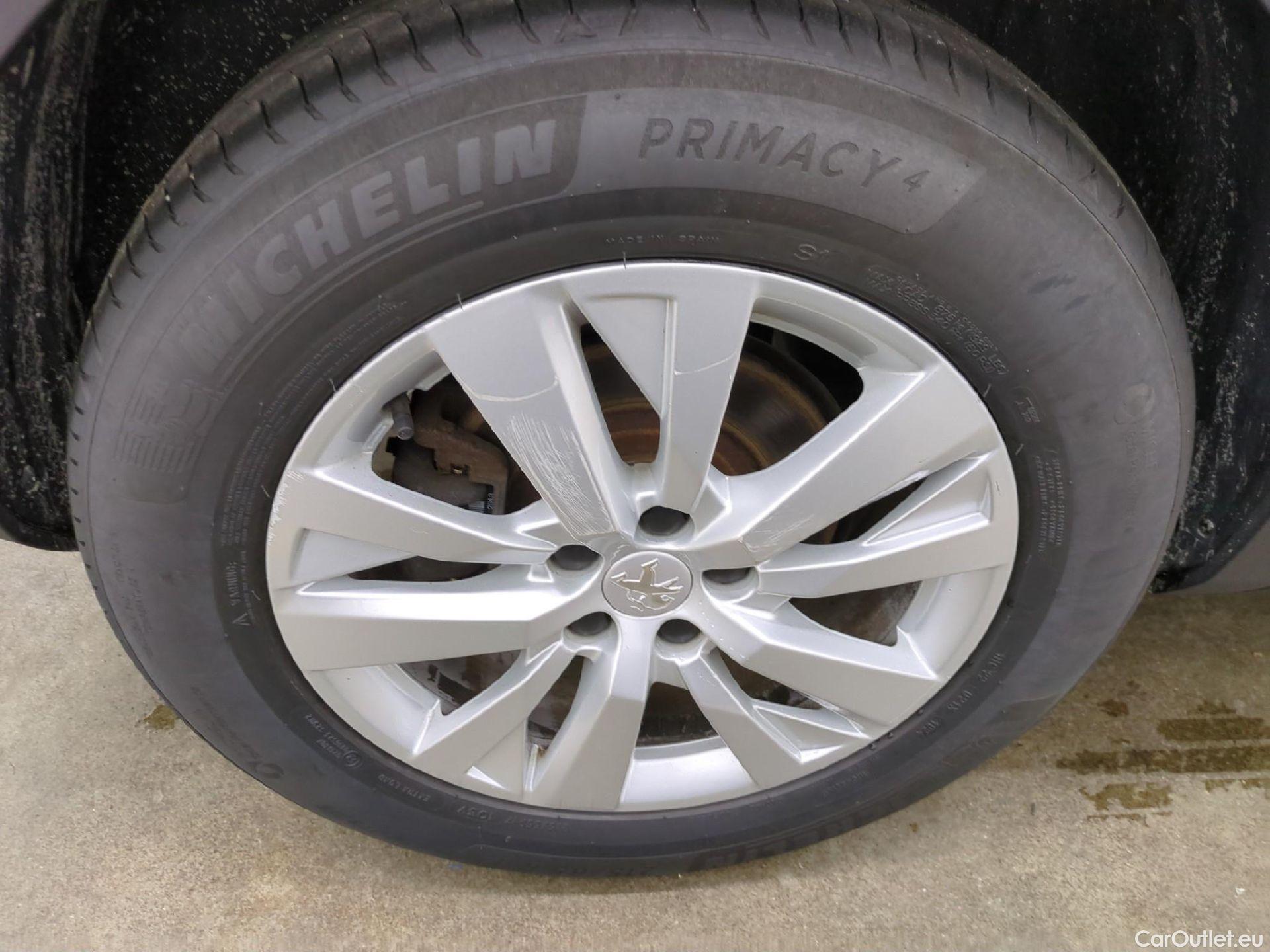  Peugeot  3008  Active Business 1.5 HDi 130CV BVA8 E6d #13