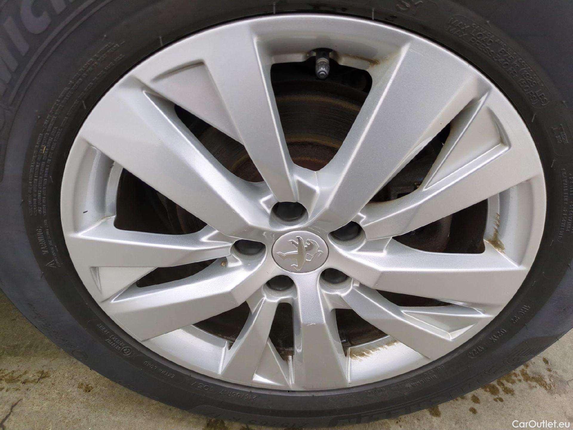  Peugeot  3008  Active Business 1.5 HDi 130CV BVA8 E6d #10