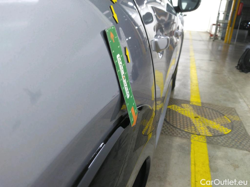  Peugeot  208  (e-) Active Business 50kWh BVA #11