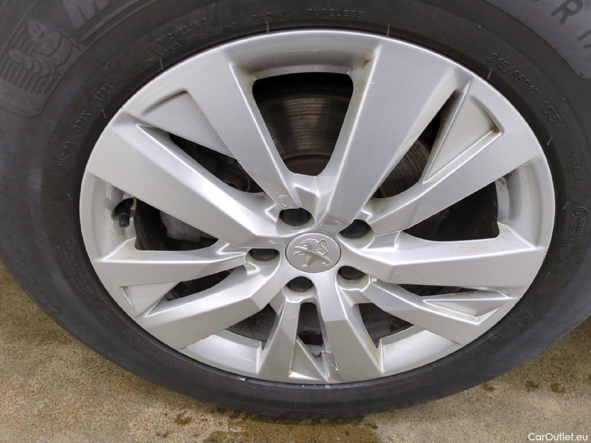  Peugeot  3008  Active Business 1.5 HDi 130CV BVA8 E6d #7