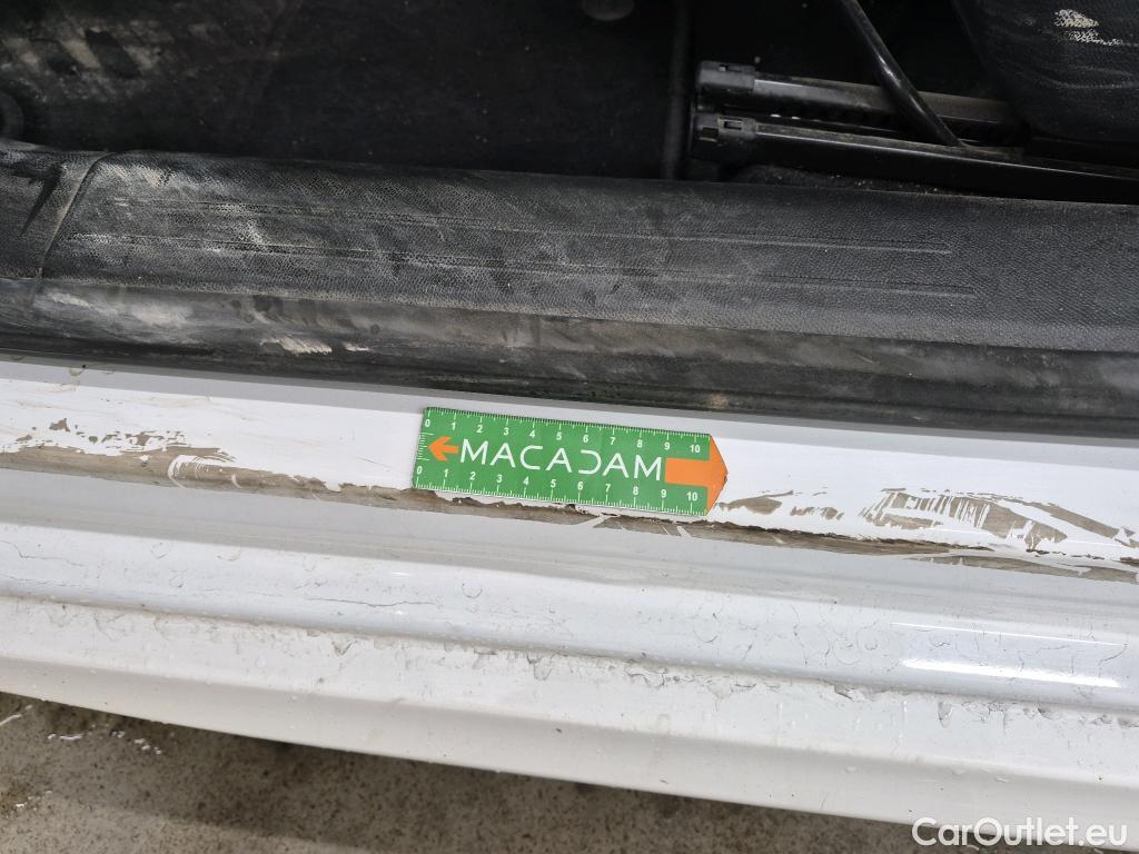  Peugeot  208  Premium 1.5 HDi 100CV BVM6 E6d #78