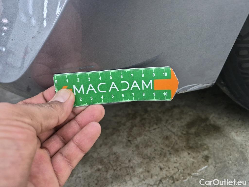  Peugeot  208  Allure Pack 1.2 PureTech 100CV BVA8 E6d #4