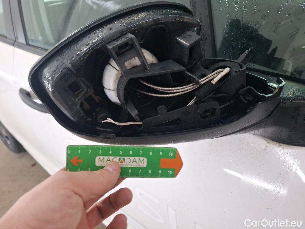  Peugeot  208 PEUGEOT  Affaire VU 5p Berline 1.6 BlueHDi 75 PACK CLIM #33