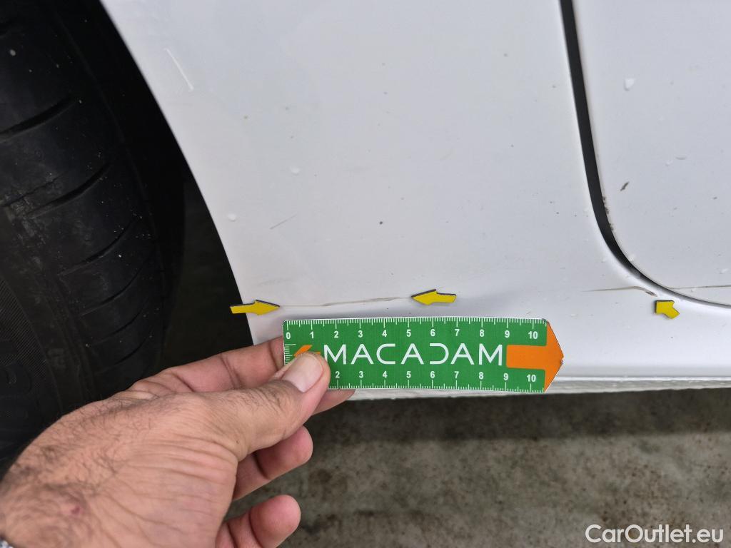  Peugeot  208  Premium 1.5 HDi 100CV BVM6 E6d #75