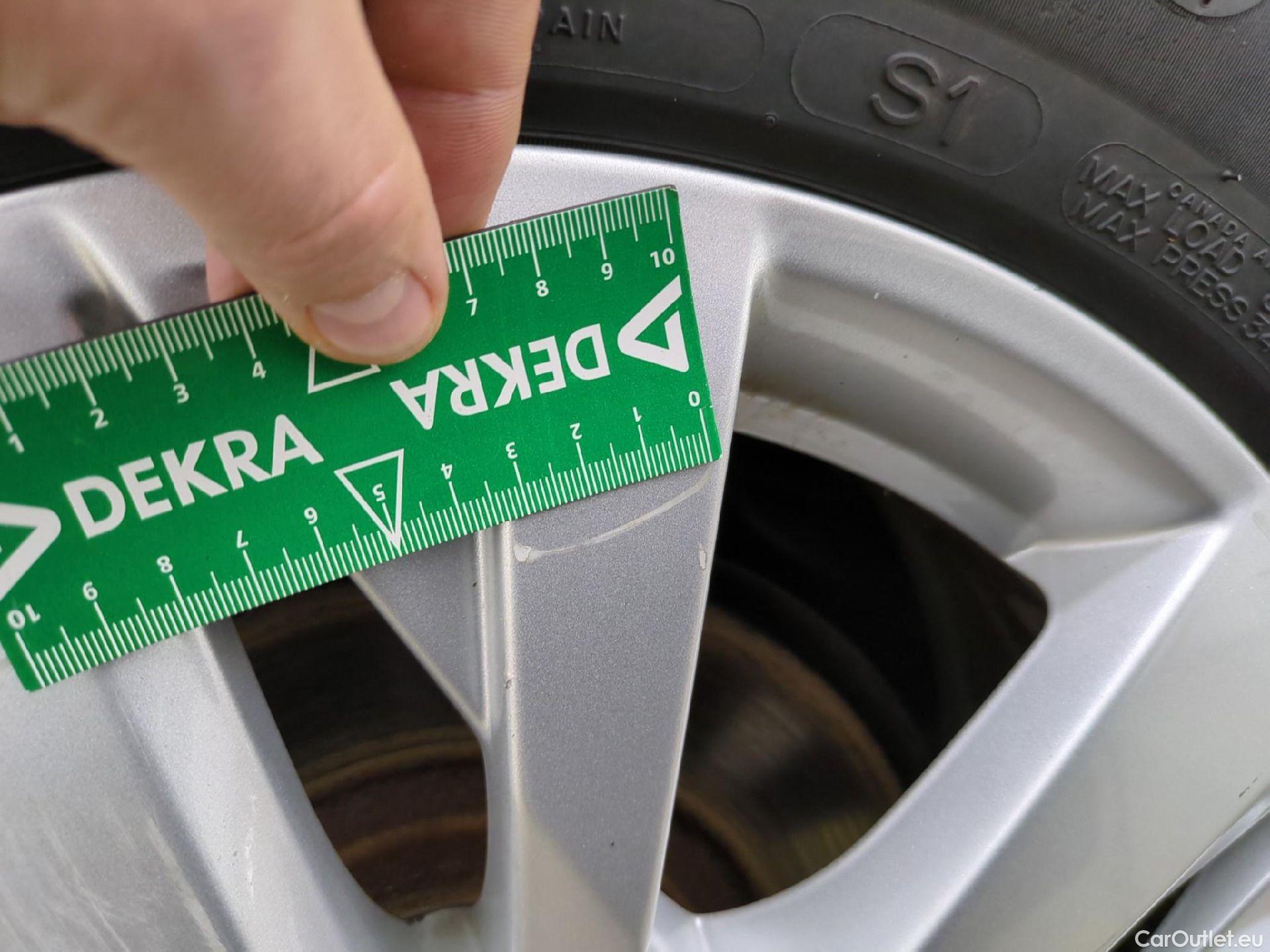  Peugeot  3008  Active Business 1.5 HDi 130CV BVA8 E6d #15